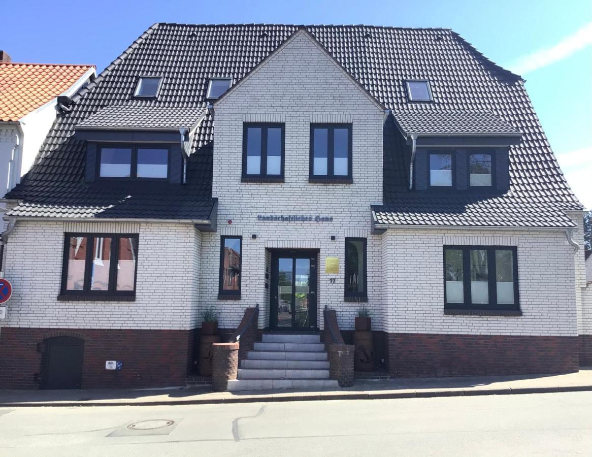 Landschaftliches Haus Aparthotel Tonning Bagian luar foto