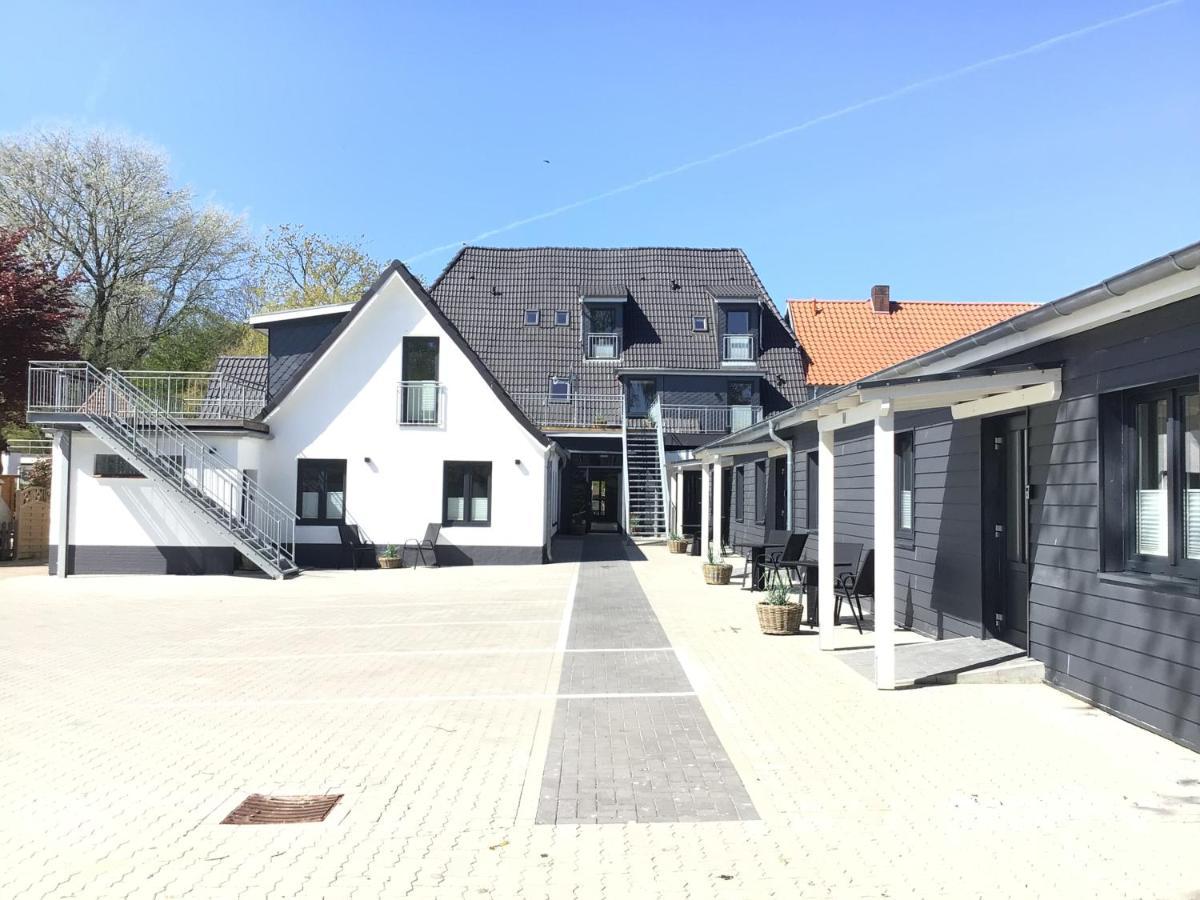 Landschaftliches Haus Aparthotel Tonning Bagian luar foto