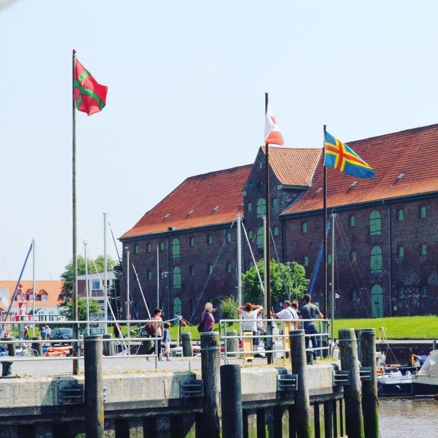 Landschaftliches Haus Aparthotel Tonning Bagian luar foto